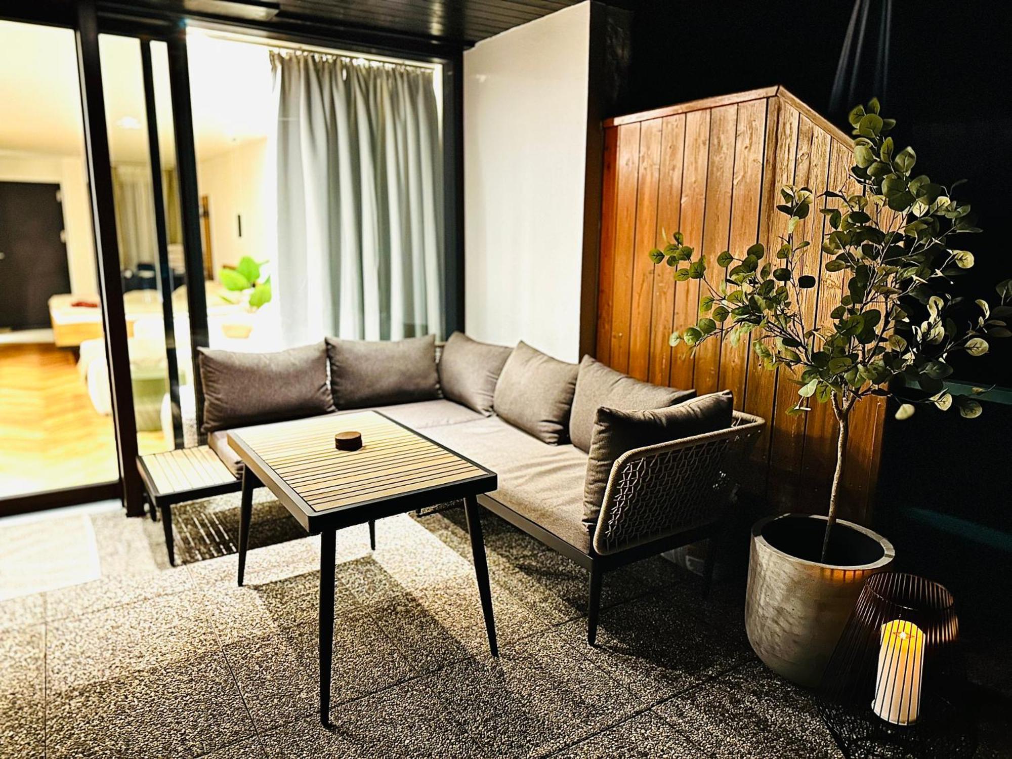 Das Alpenzeit Appartement Mit Just Private Terrasse (Adults Only) Bad Aussee Luaran gambar