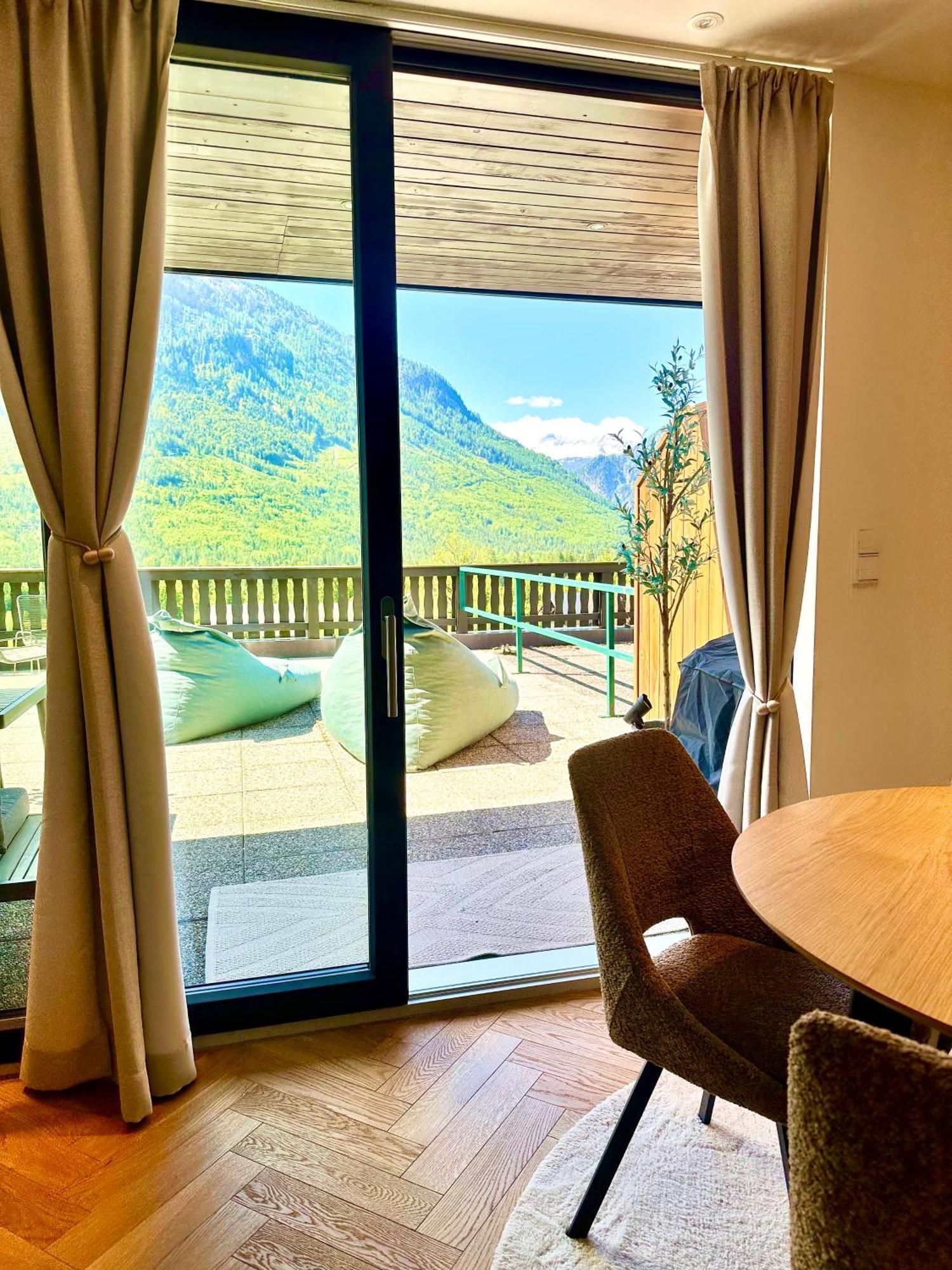 Das Alpenzeit Appartement Mit Just Private Terrasse (Adults Only) Bad Aussee Luaran gambar